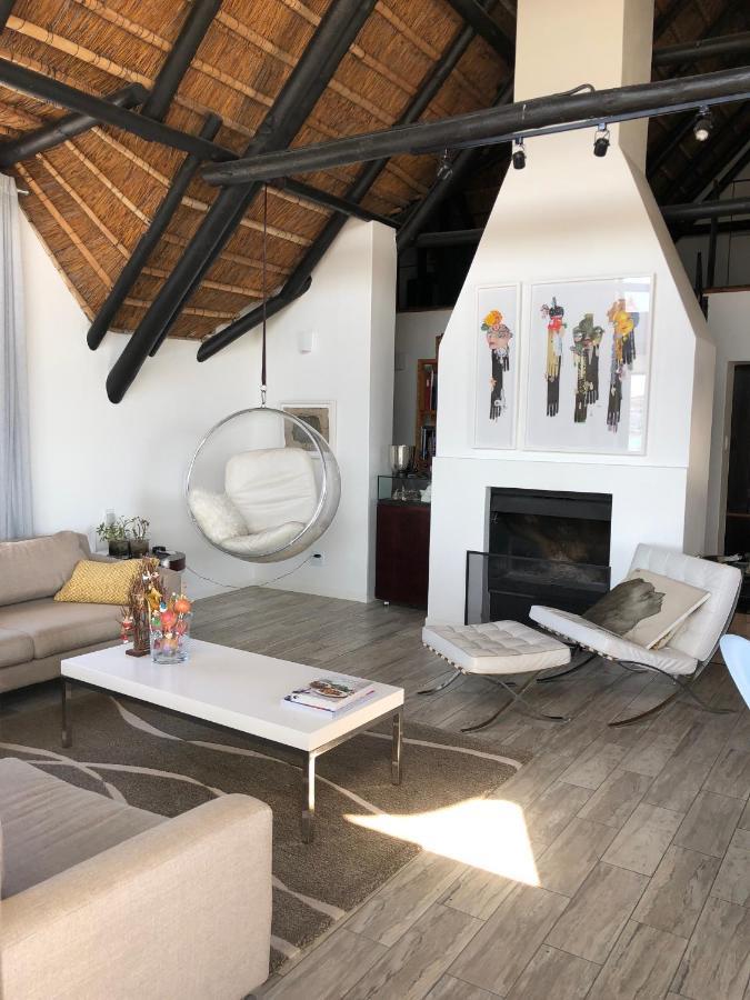 Karee Manor Guesthouse Stilbaai Exterior foto
