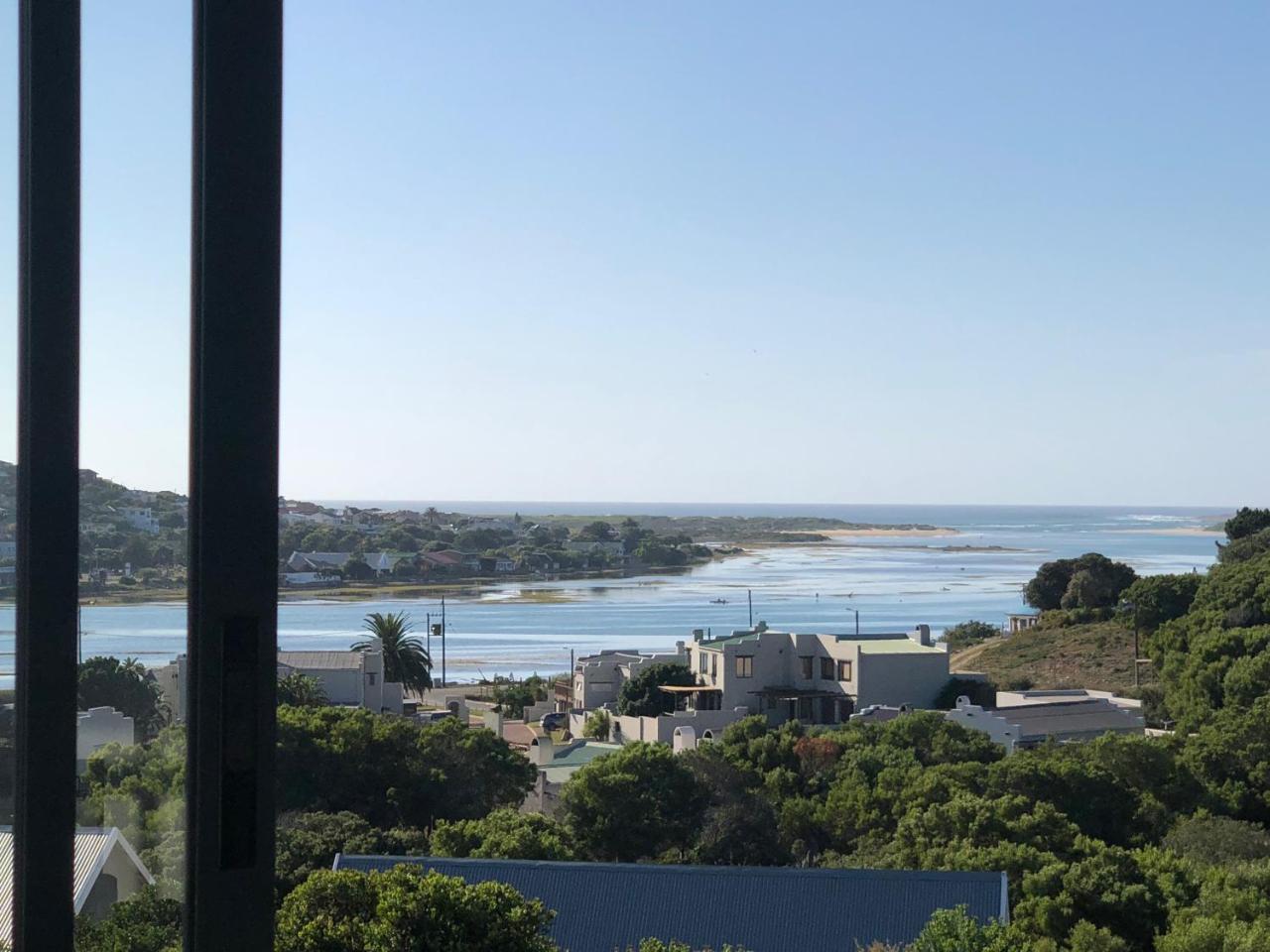 Karee Manor Guesthouse Stilbaai Exterior foto